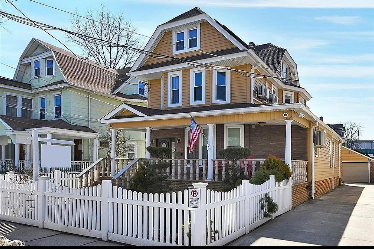 Modern & Cozy Room In Queens Near Train Station And Buses Нью-Йорк